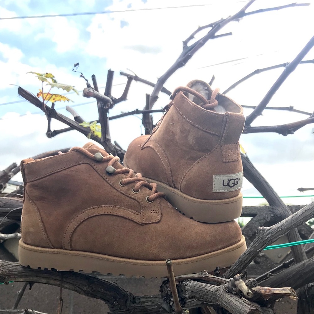 Brand New UGG Bethany in Woman’s 6.5